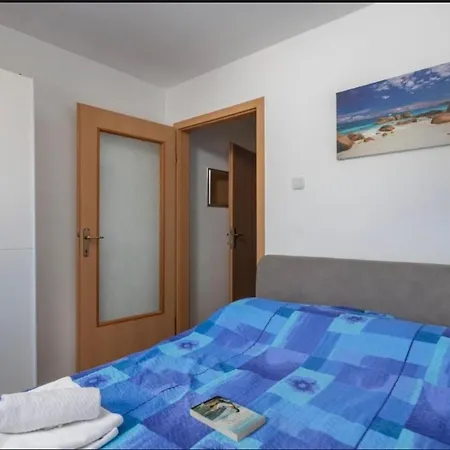 Appartamento Vikis Place